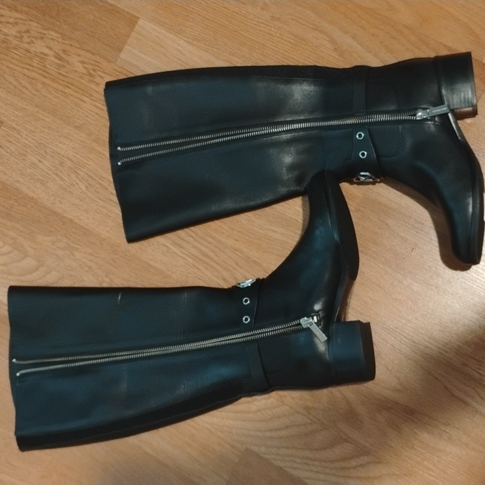 Michael Kors Black Leather Over-the-Knee Buckle Boots Size 5.5 - Picture 3 of 8